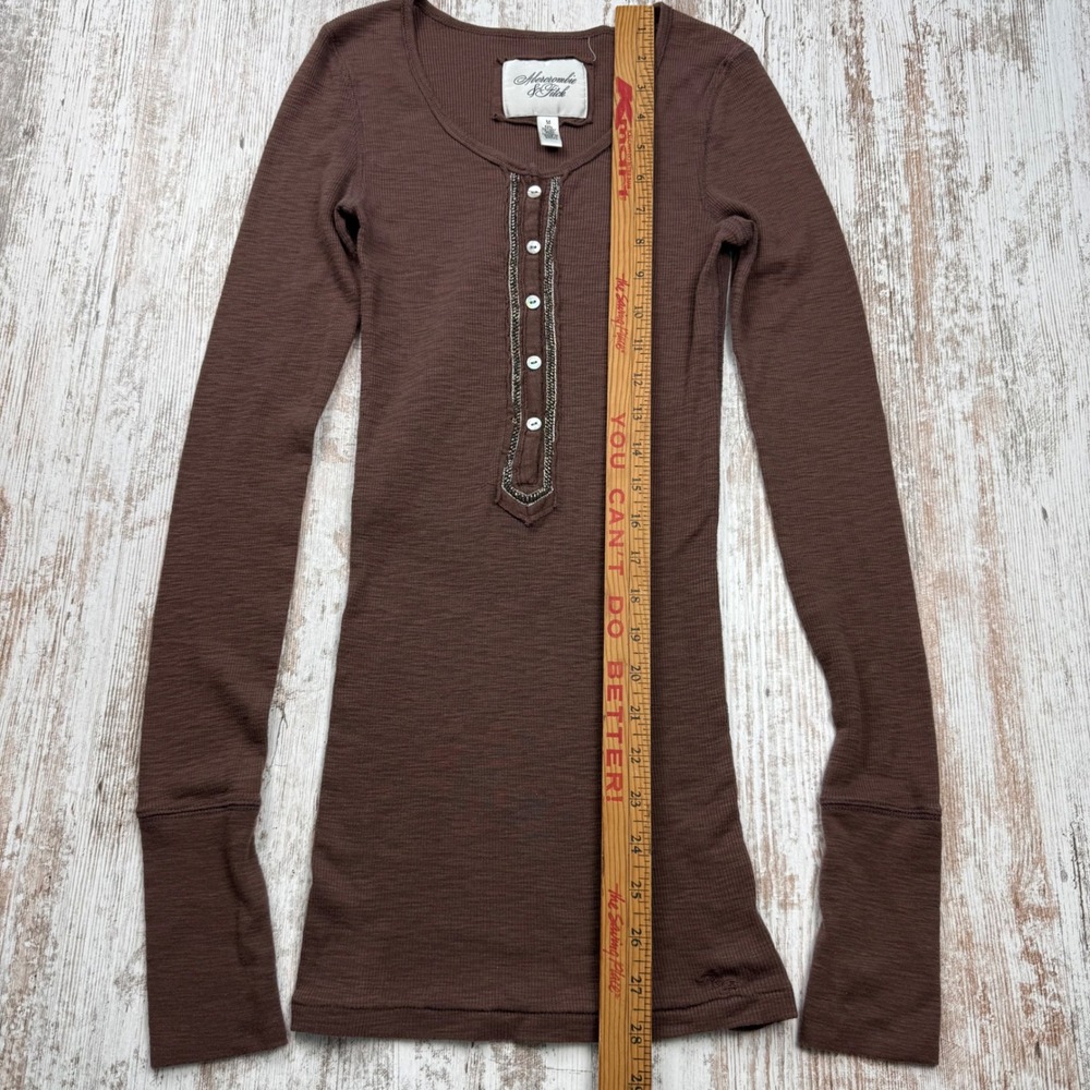VTG Y2K Abercrombie & Fitch Brown Fitted Ribbed Henley Long Sleeve Top Medium - Picture 6 of 9